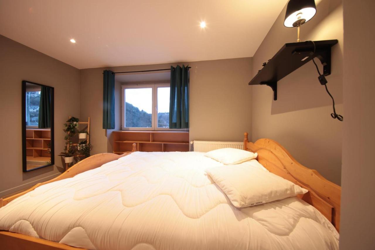 La Perle Grise De La Semois Apartment Bouillon Bagian luar foto
